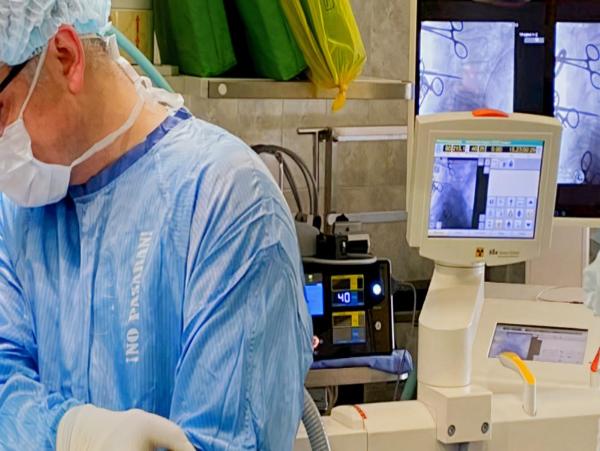 Операции на позвоночнике и конечностях в больнице № 13 теперь проводят с использованием нового рентген-оборудования