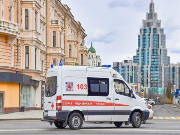 Бригады московской скорой помощи оснастили портативными лабораторными анализаторами