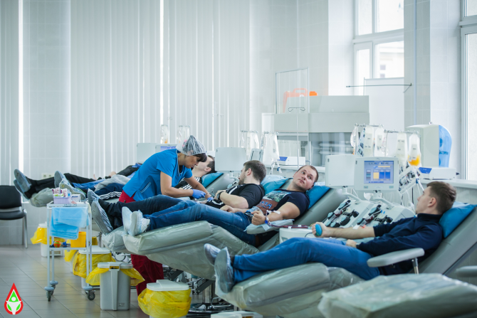Мобильные пункты приема крови откроют в Москве в День донора
