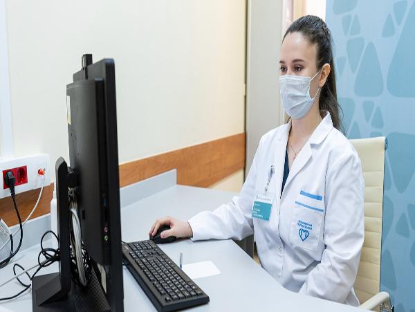 Москвичи могут предоставить врачам из частных и других клиник временный доступ к электронной медкарте